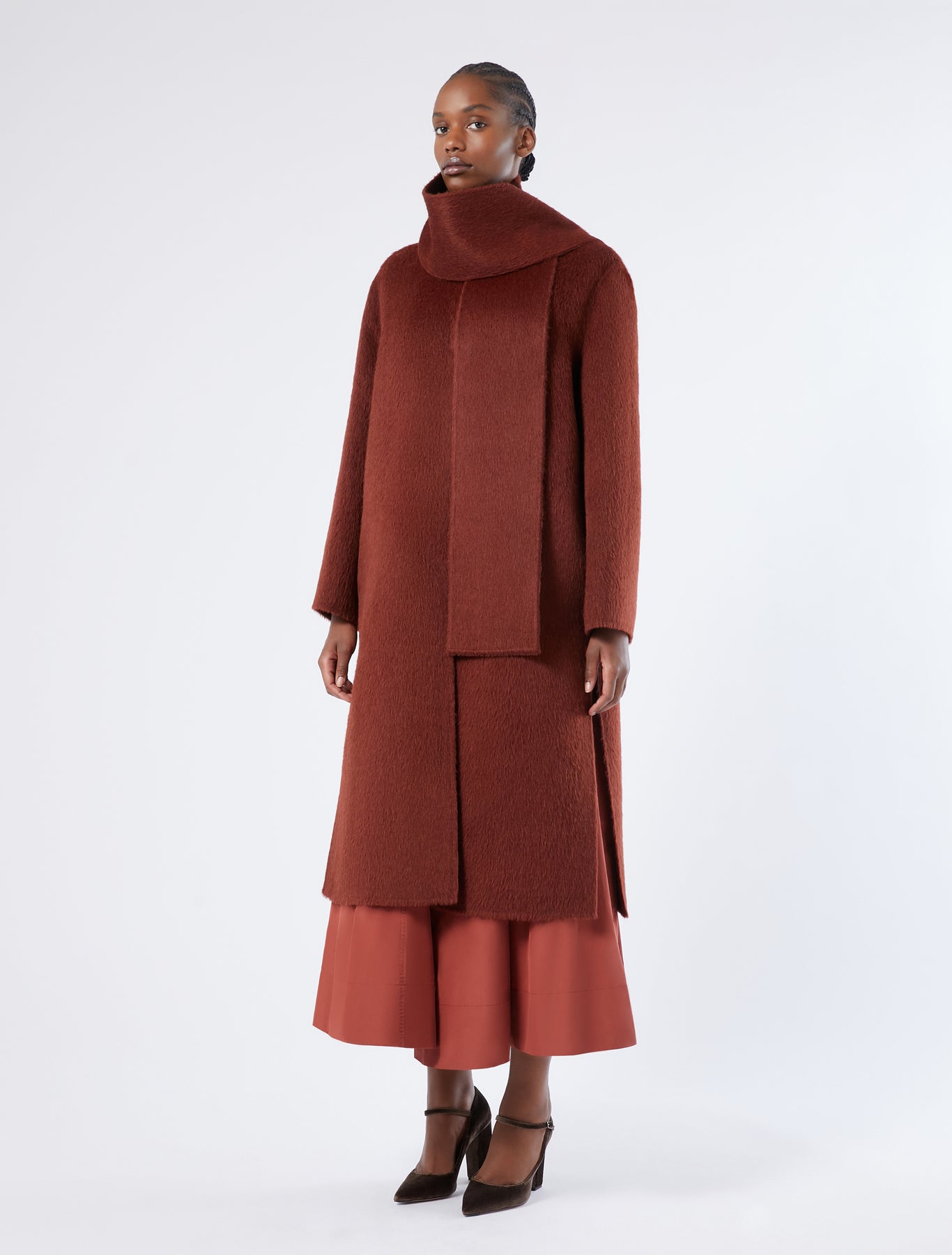 Double-faced wool and alpaca coat