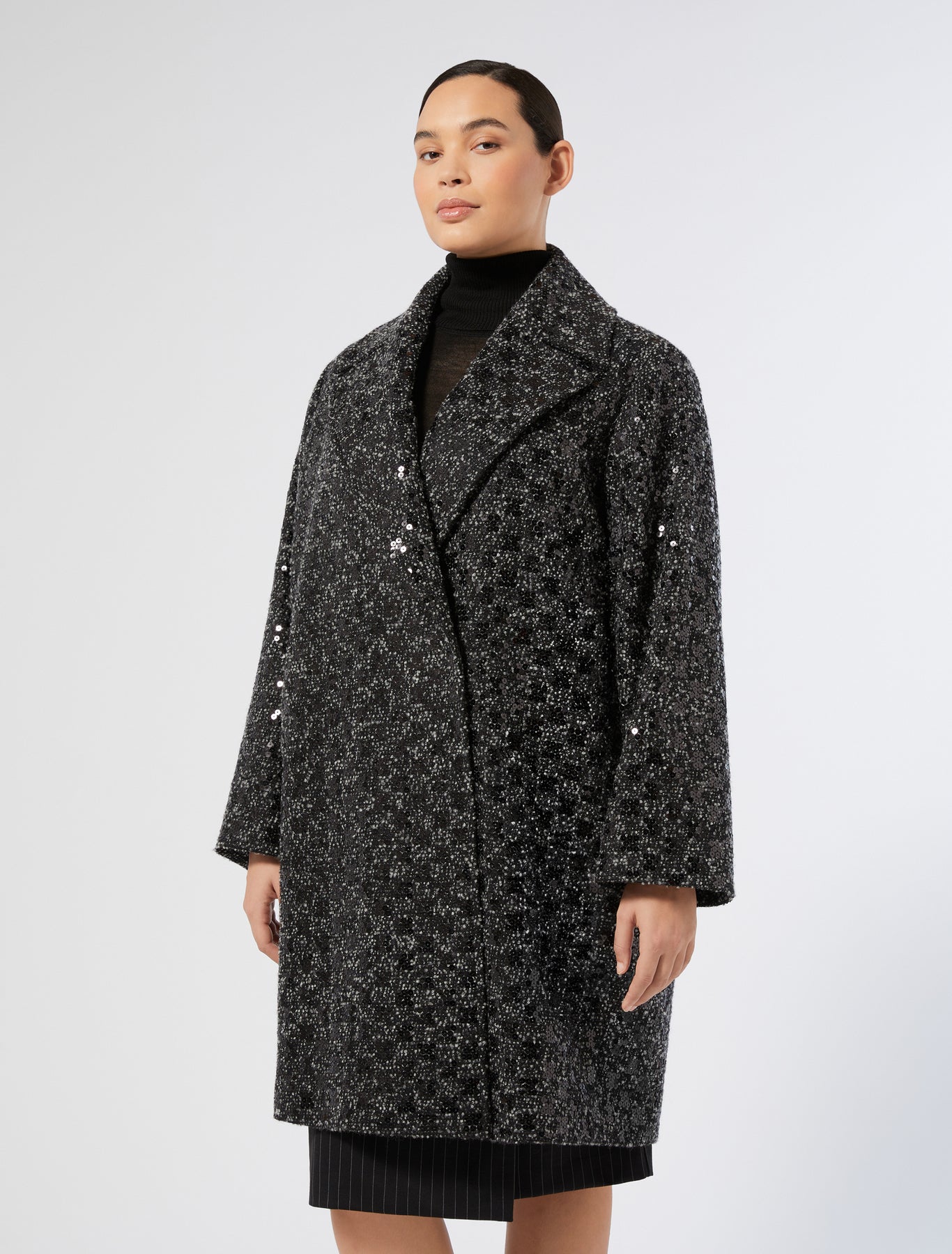 Bouclé coat with sequins