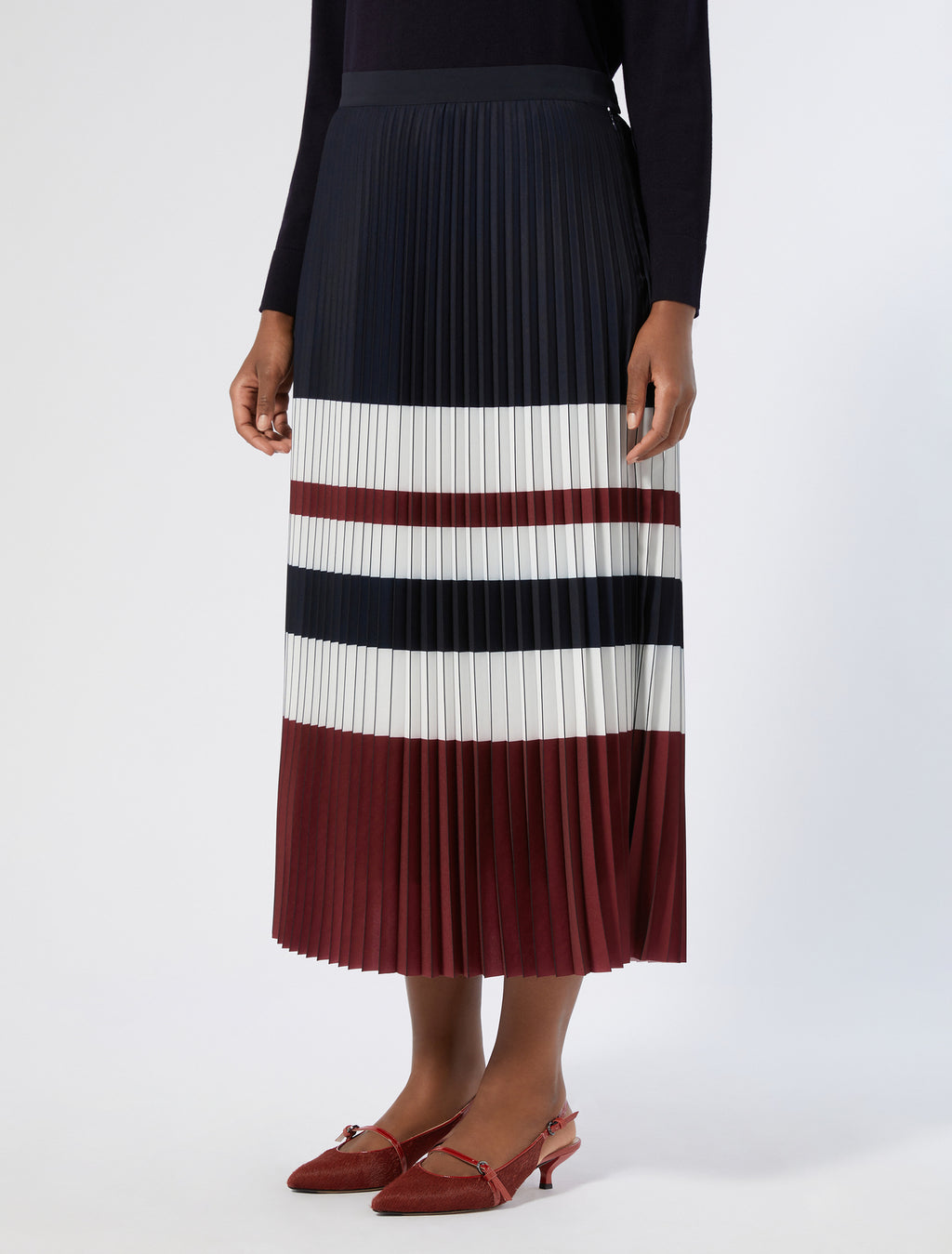 Long skirt in pleated crêpe de Chine