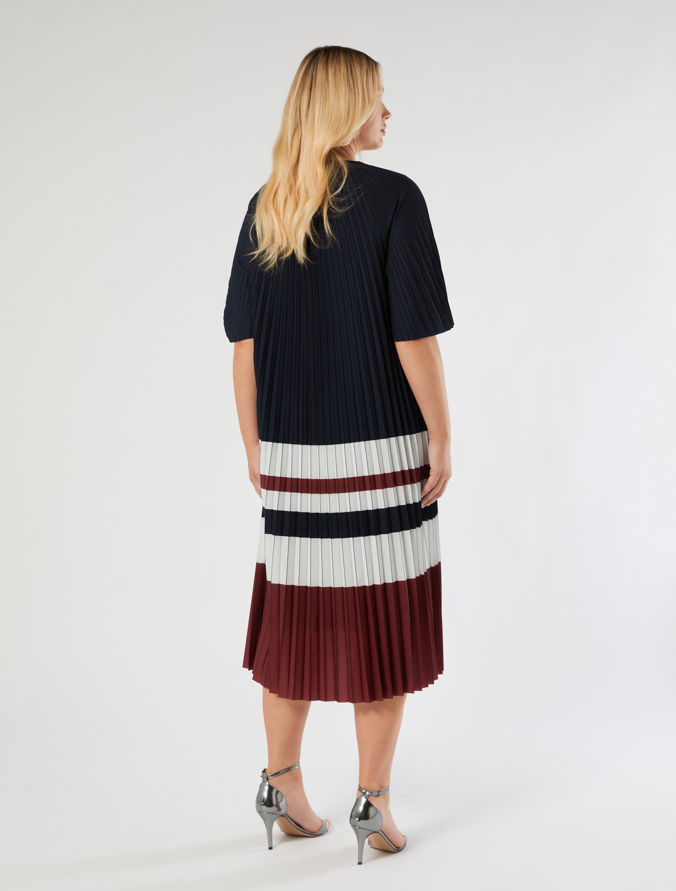Pleated crêpe de Chine dress