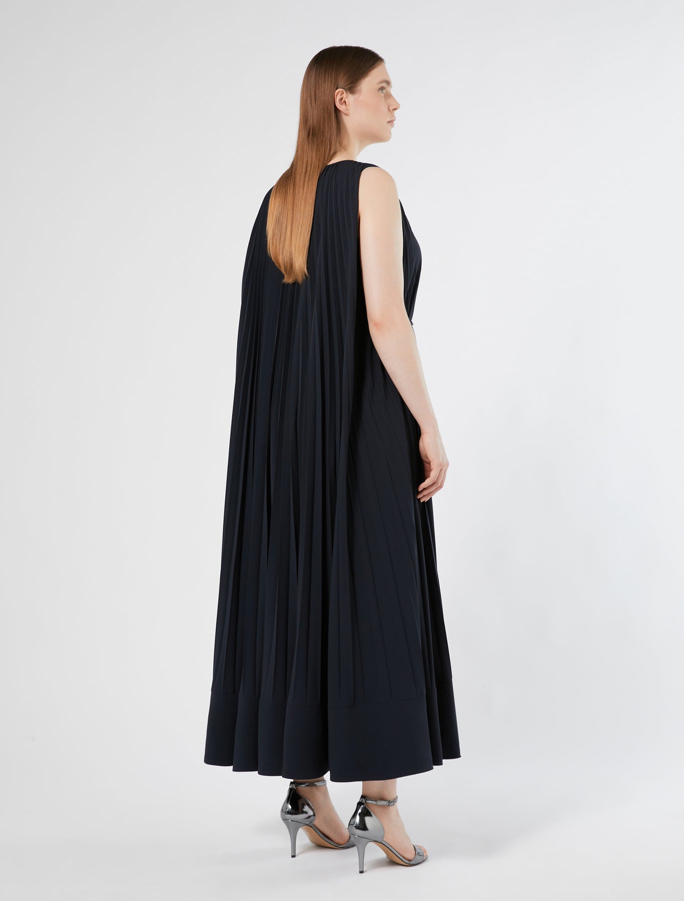Pleated crêpe dress