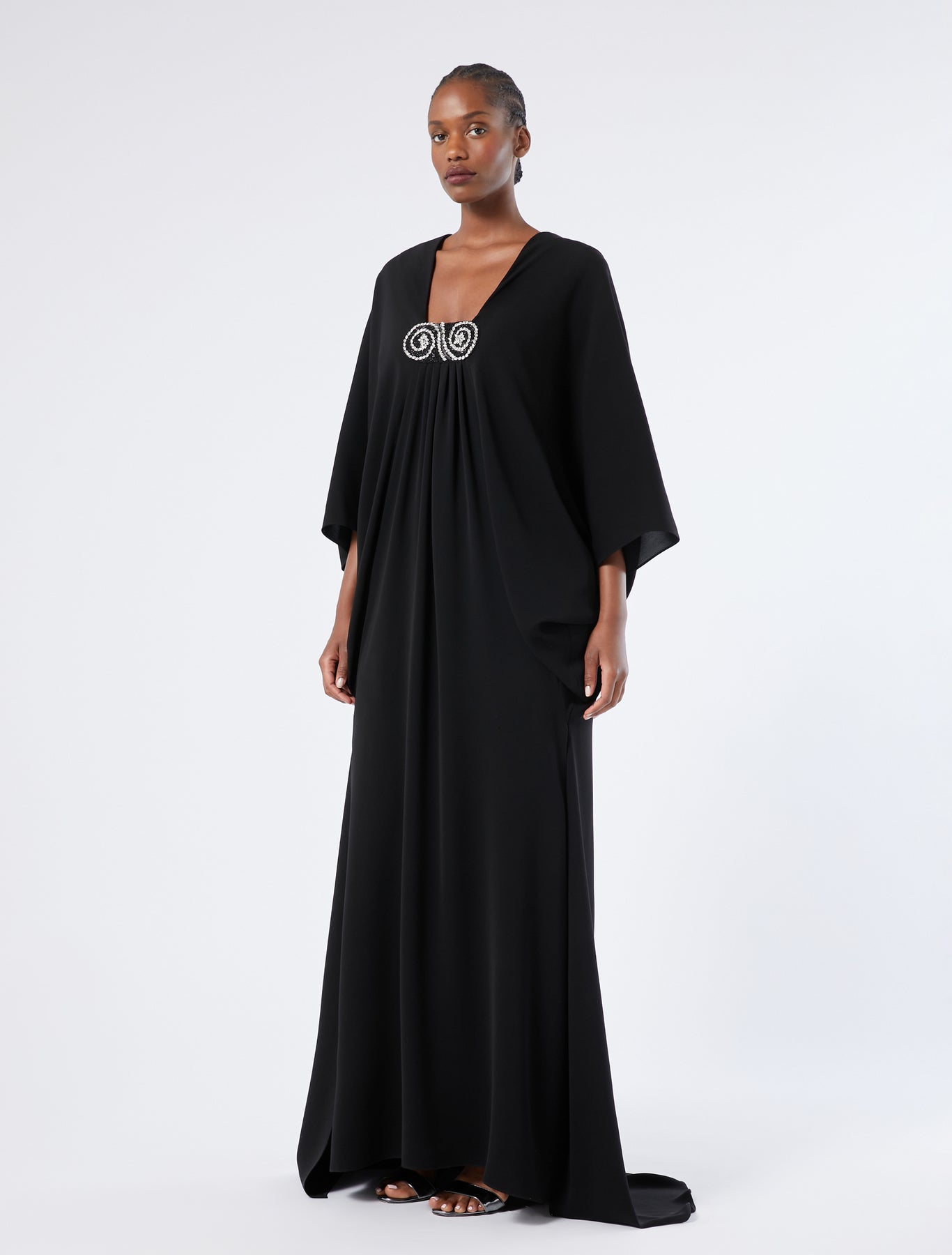 Crêpe cady dress with embroidery