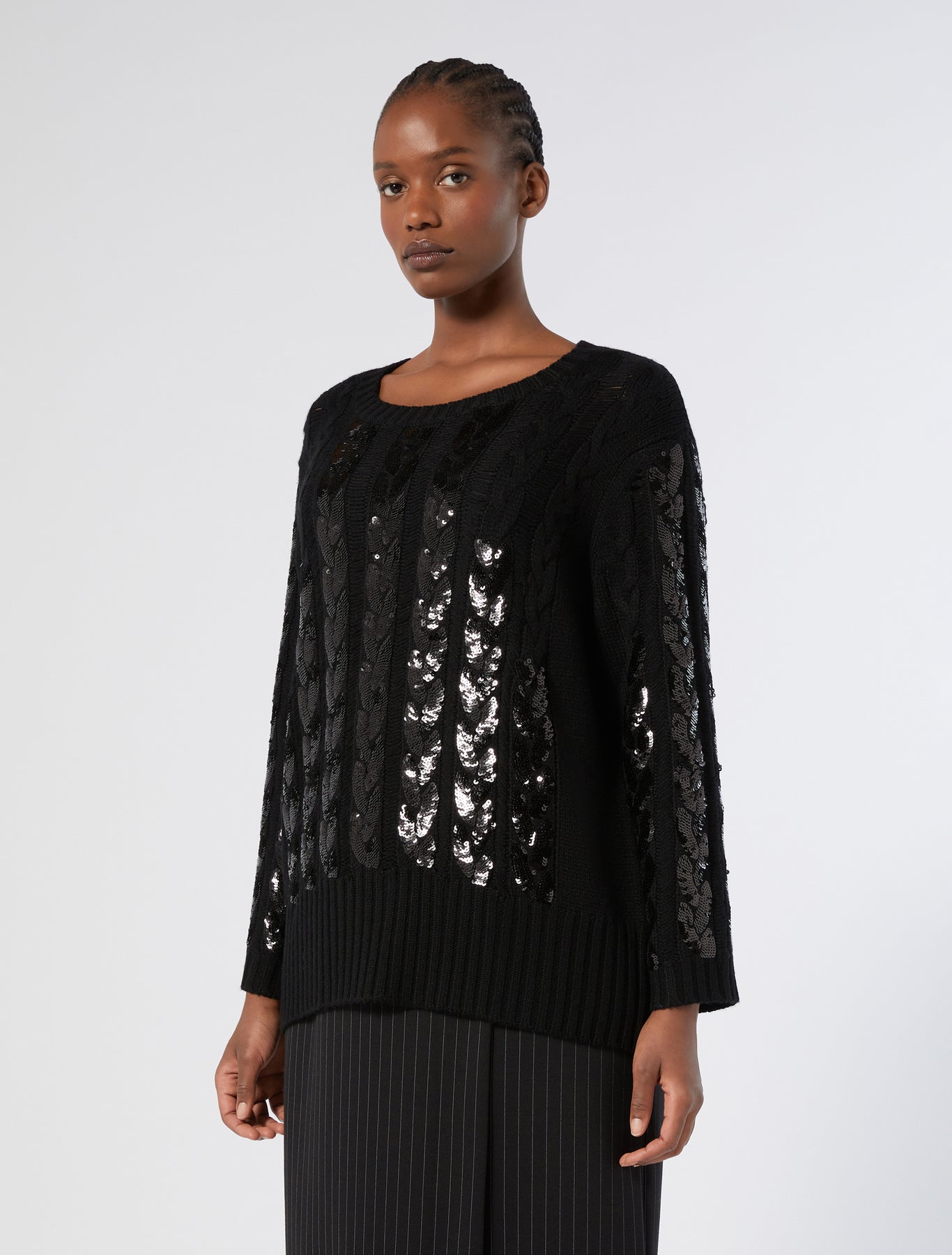 Jumper with embroidery