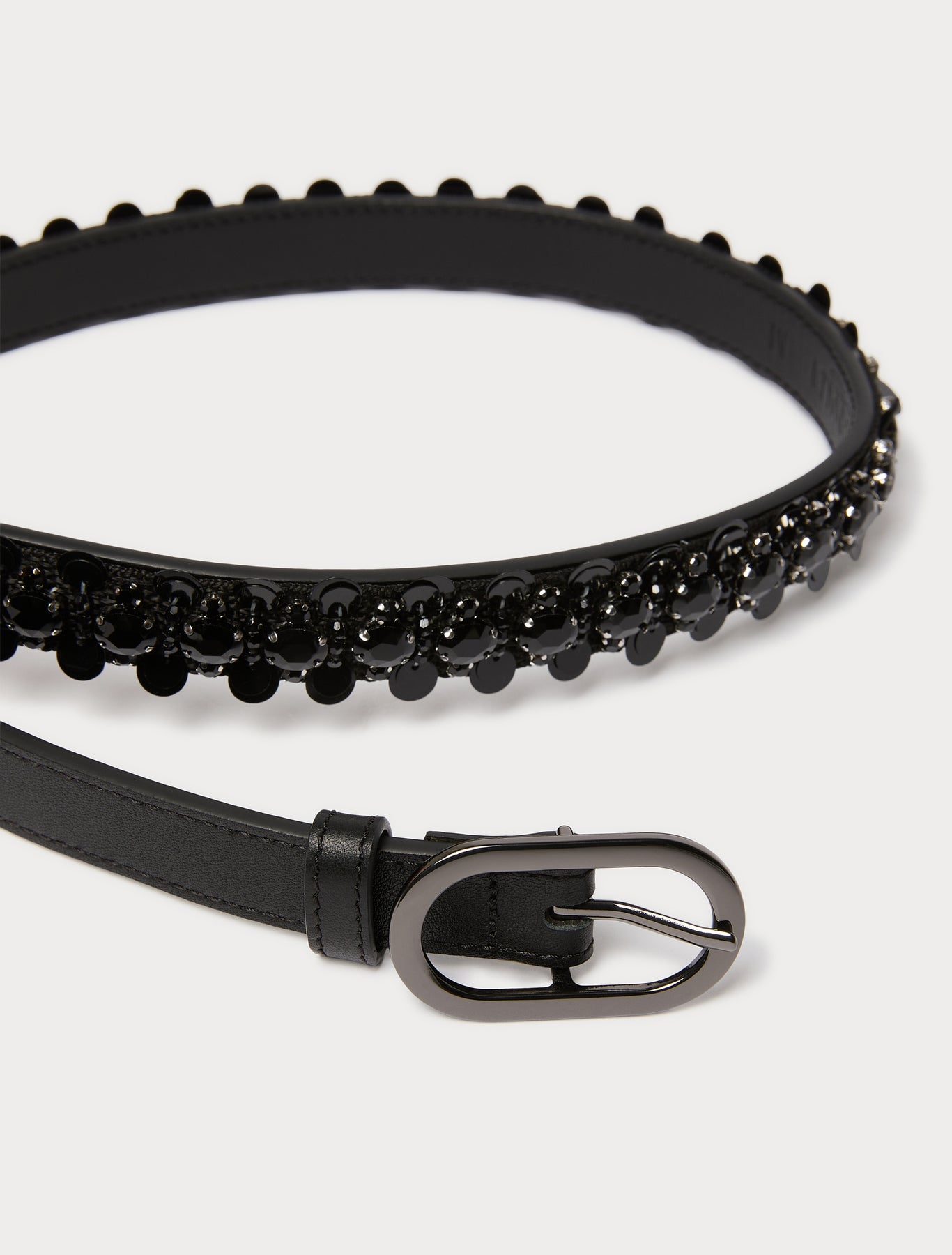 Embroidered leather belt