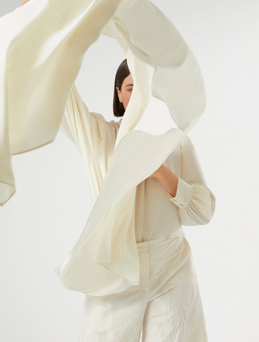 Silk crepe de chine stole