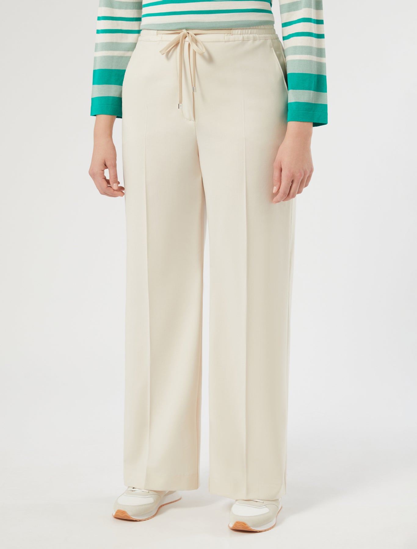 Natural stretch wool trousers