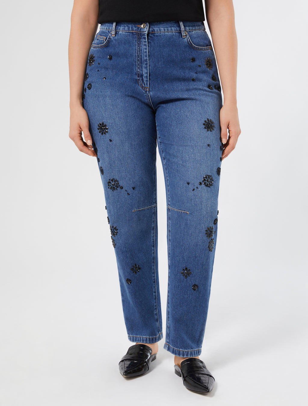 Slim jeans with embroideries