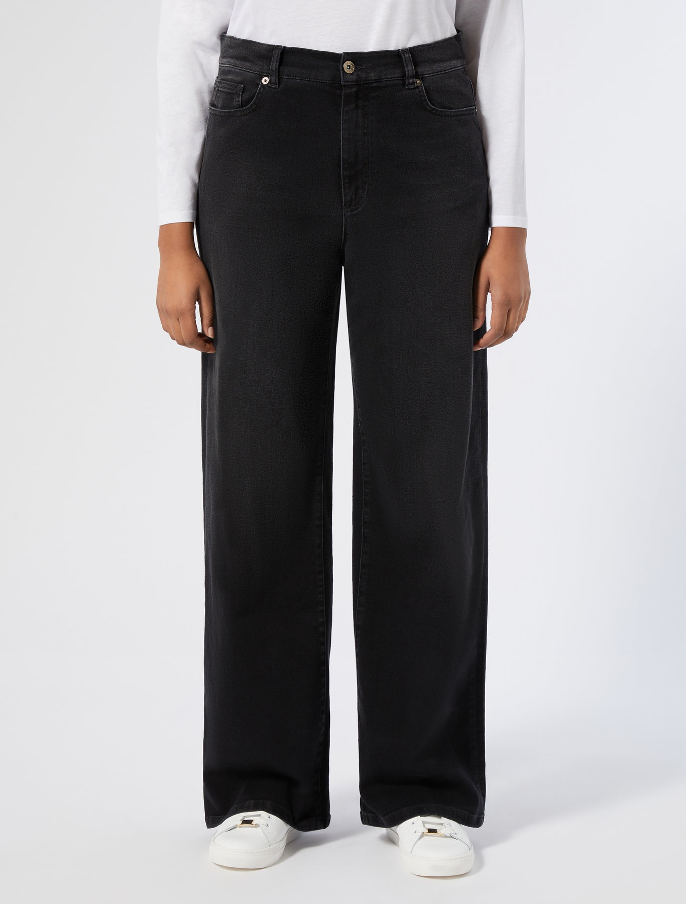 Denim wide-leg jeans