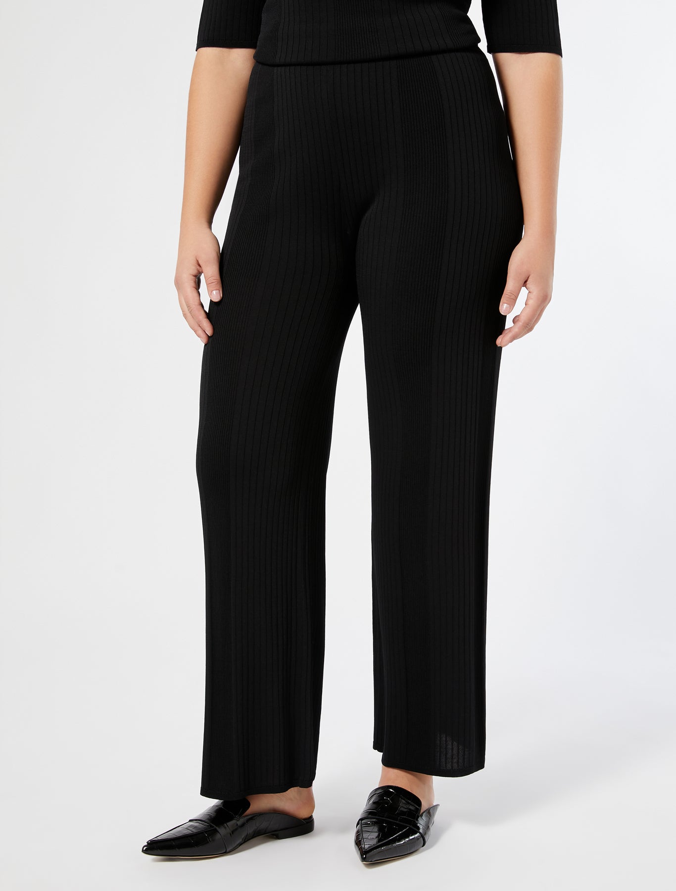Ribbed knit trousers