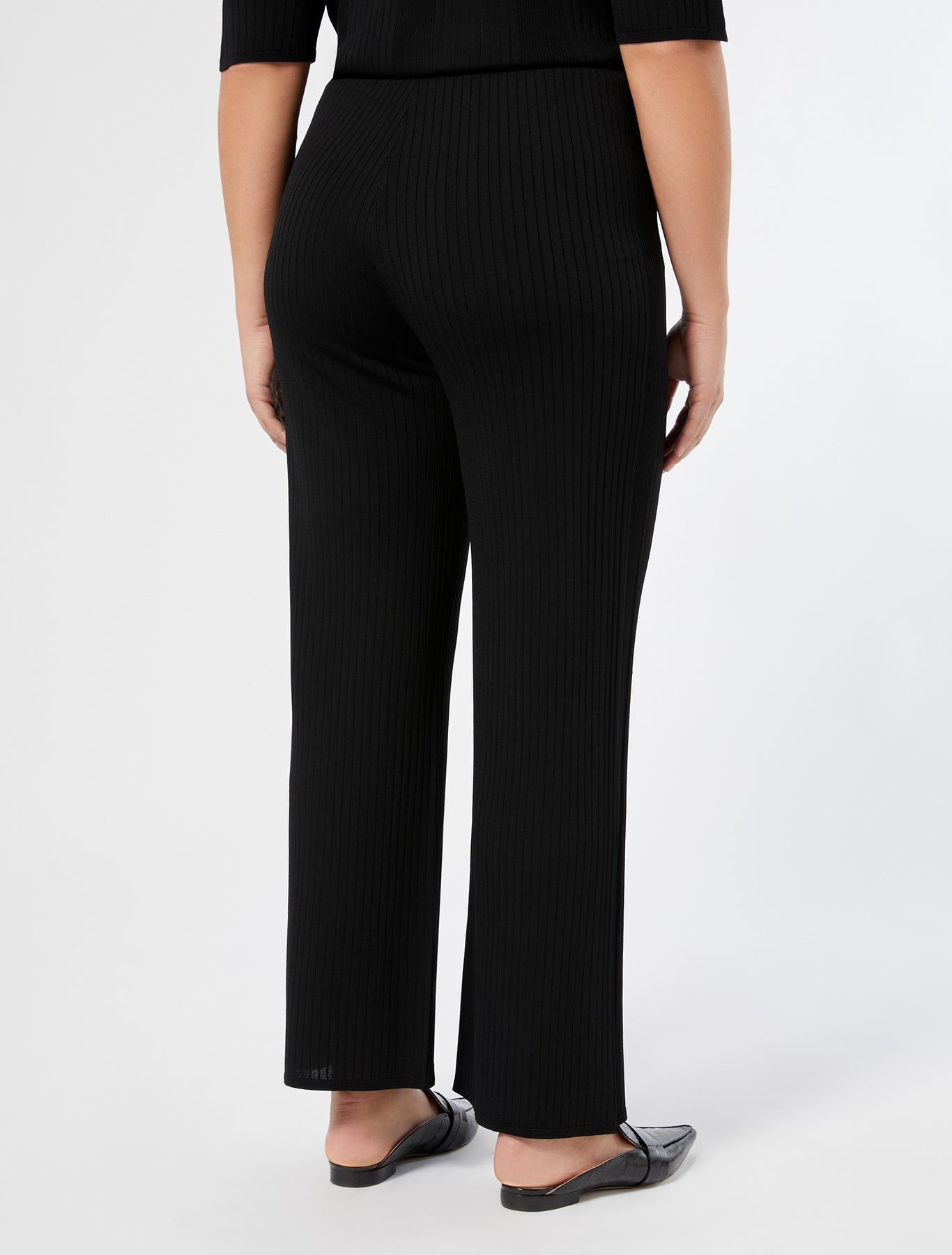 Ribbed knit trousers