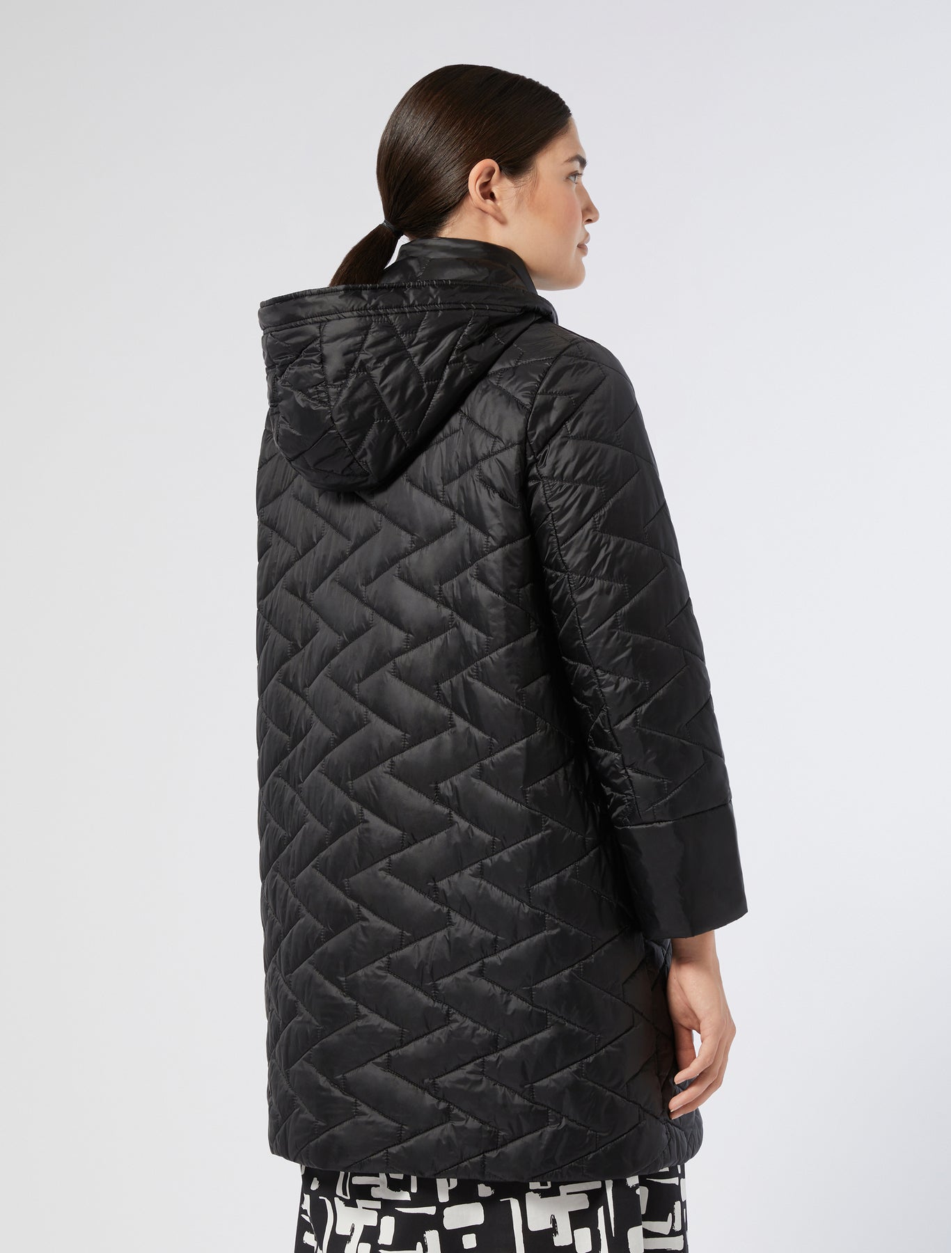 Water-repellent technical canvas padded jacket