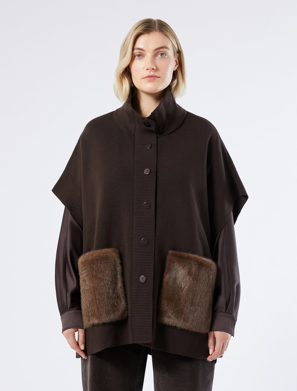 Poncho in wool blend