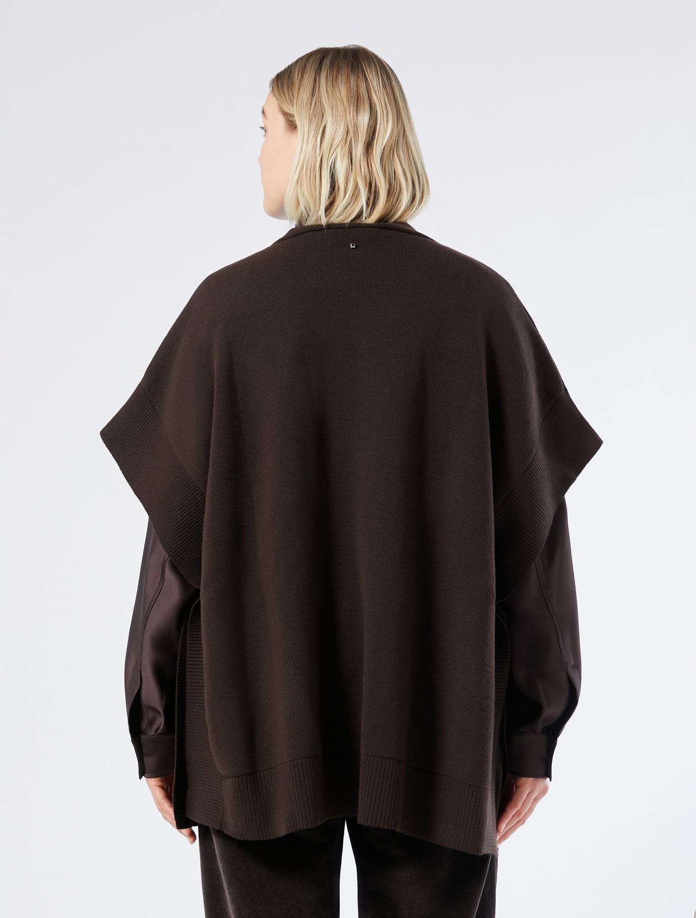 Poncho in wool blend